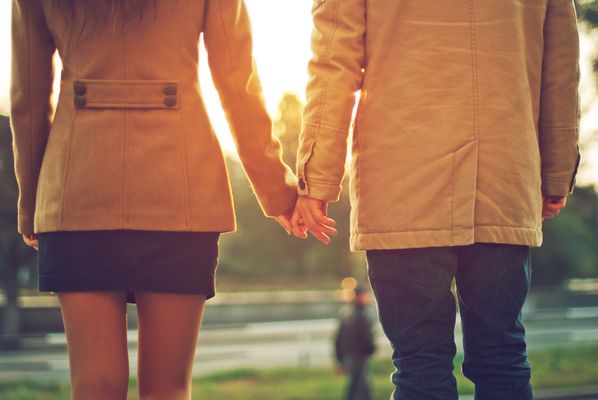 AMORPULSE REVIEW: FINDING YOUR SOULMATE ONLINE